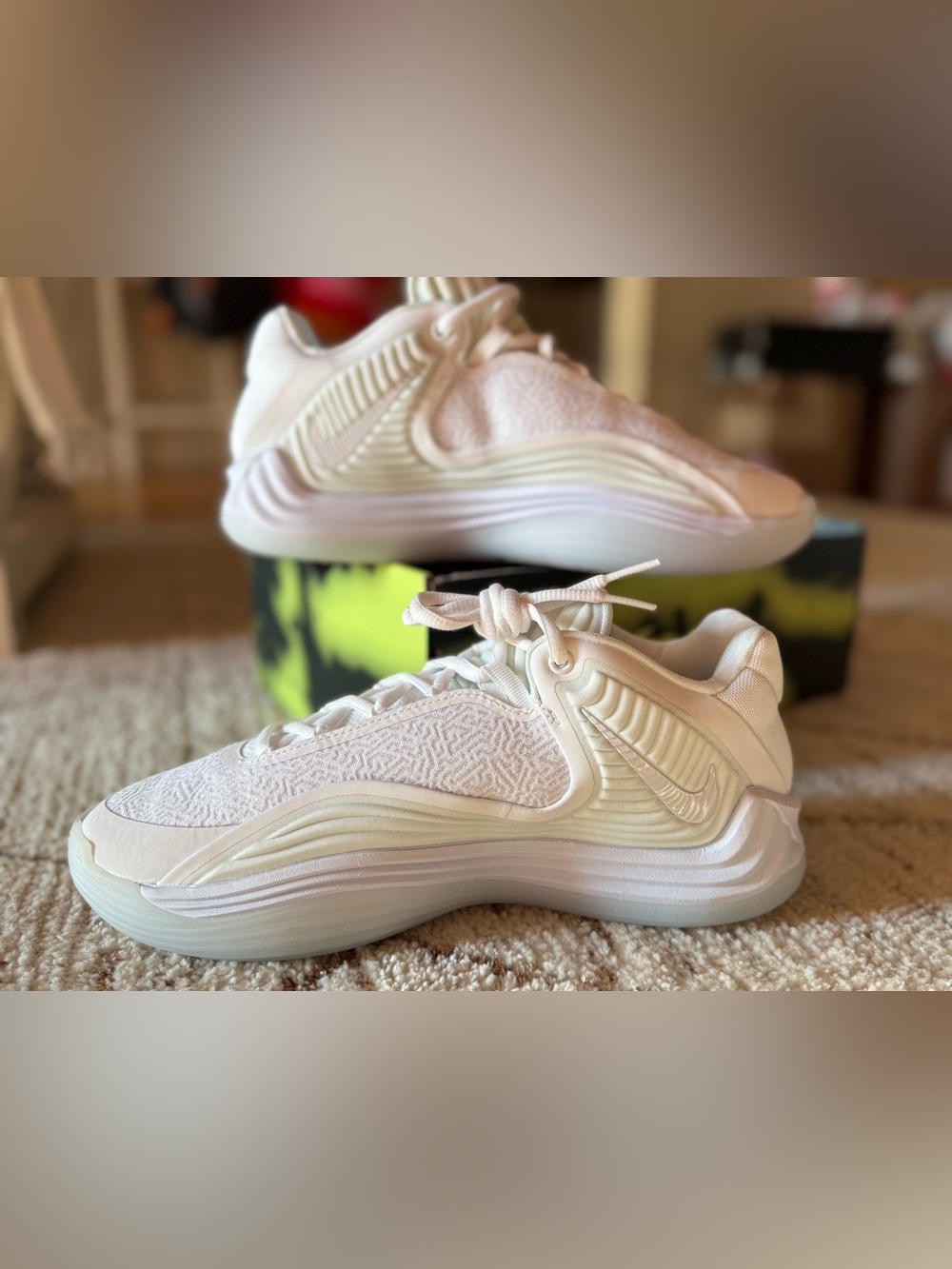 Nike Giannis Freak 7 Triple White Basketball Shoes Men’s 7.5 Women’s 9 NIB